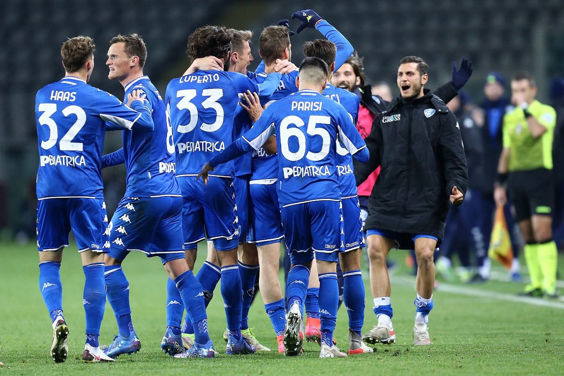 际而富有吸 际而富有吸